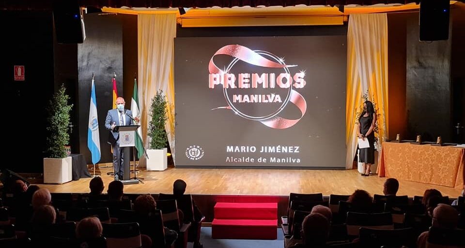 Rafael Parra galardonado en los Premios Manilva